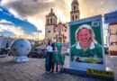 EN SANTIAGO||DAVID DE LA PEÑA INAUGURA EXPOSICIÓN “EL JUEGO QUE NOS UNE” Y PRESENTA ESTAMAPAS GIGANTES MUNDIALISTAS